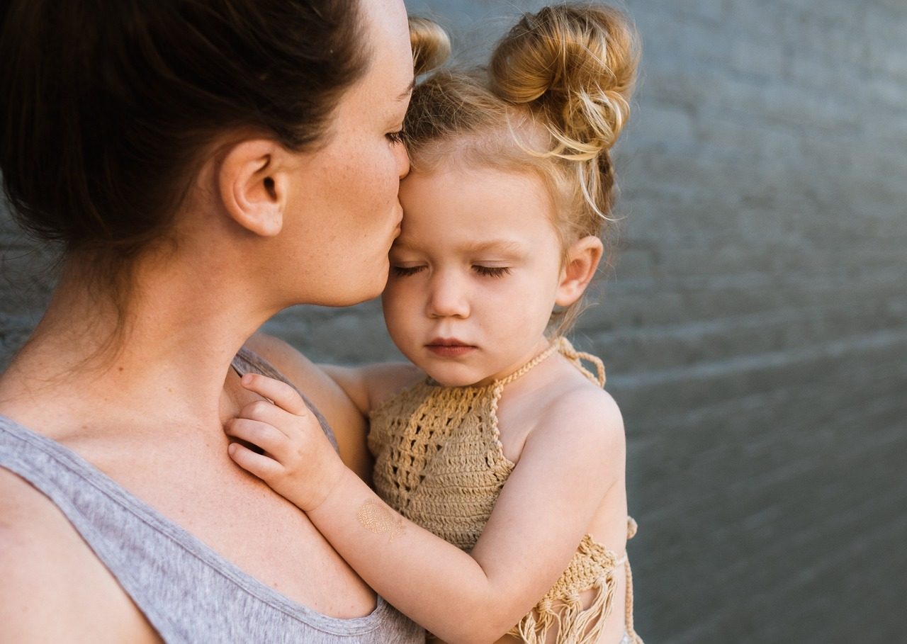 Bedürfnisorientierte Erziehung: Leitfaden für eine liebevolle Kindheit auf mama-papa.net